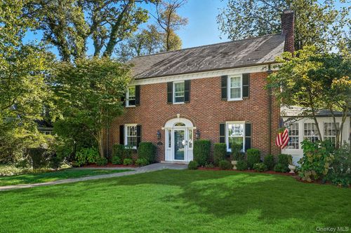 20 Forest Ln, Scarsdale, NY, 10583-6464 | Card Image