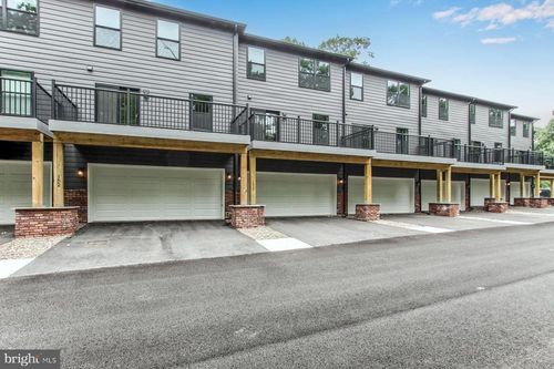 23-152 High Pointe Dr, HUMMELSTOWN, PA, 17036-8104 | Card Image