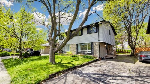 177 Mccraney St W, Oakville, ON, L6H1H8 | Card Image