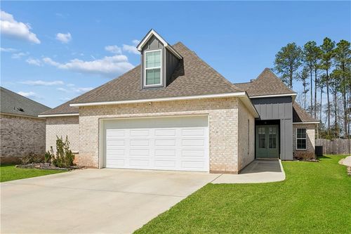 612 Blue Heron Ln, Madisonville, LA, 70447-3257 | Card Image