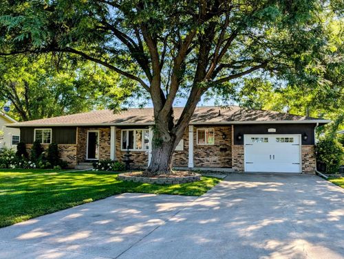 1128 Division St N, Clara City, MN, 56222-1229 | Card Image