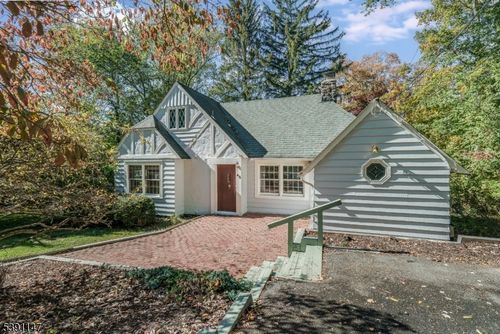 43 Hilltop Trl, Sparta, NJ, 07871-2207 | Card Image