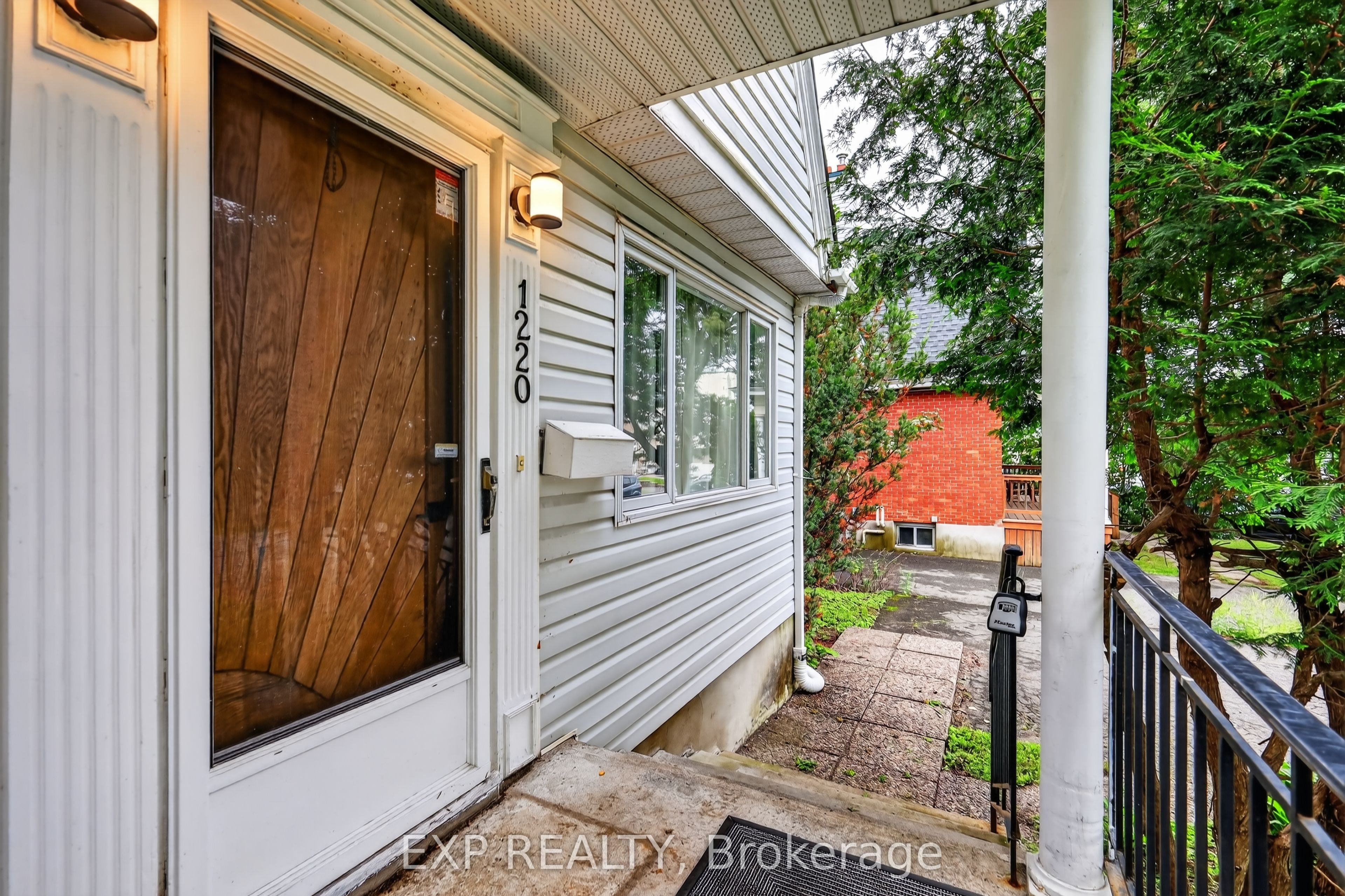 Residential Lease in Hunt Club - South Keys and Area 4
