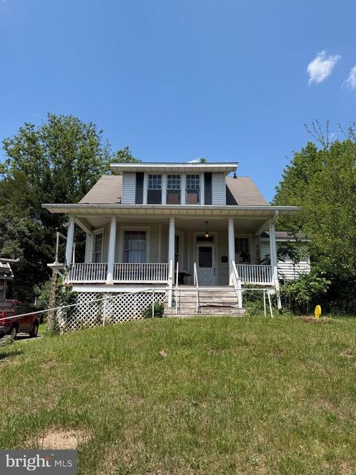 10420 Miller Rd, OAKTON, VA, 22124-1708 | Card Image