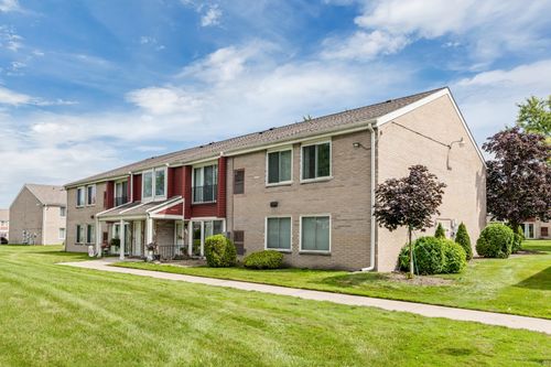 307 Sunset Lane, St Clair Shores, MI, 48080 | Card Image