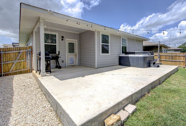 Extra Large Concrete Patio with Hot Tub | Image 19