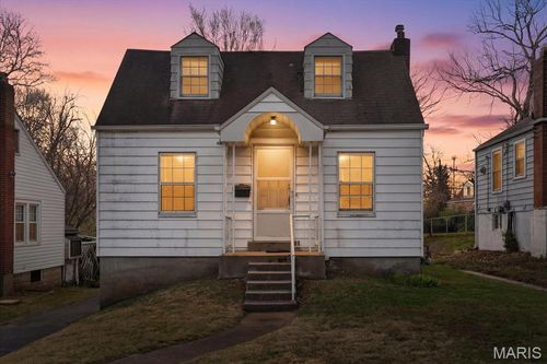 8808 Clifton Ave, Jennings, MO, 63136-3804 | Card Image