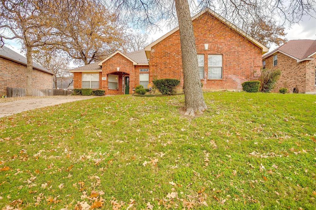 1405 Wilderness Trail, For Sale in Crowley Zoocasa