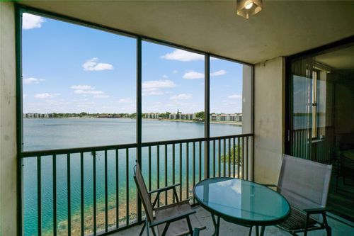 apt-404-113 Lake Emerald Dr, Oakland Park, FL, 33309-6246 | Card Image
