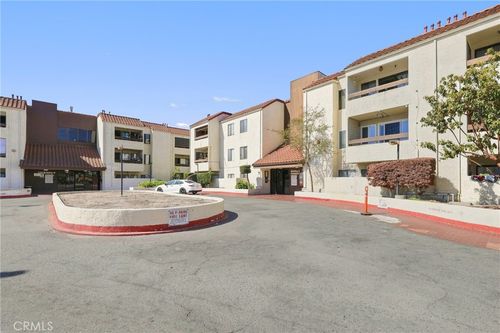 a209-700 W 3rd St, Santa Ana, CA, 92701-4834 | Card Image