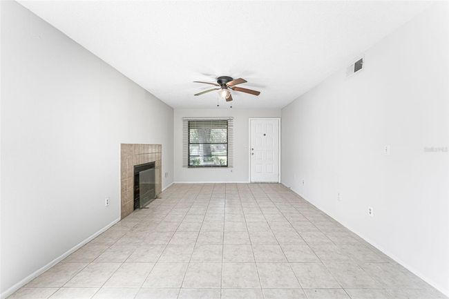 APT-101 - 4035 Angel Oak Ct, Condo with 2 bedrooms, 2 bathrooms and null parking in TAMPA FL | Image 6