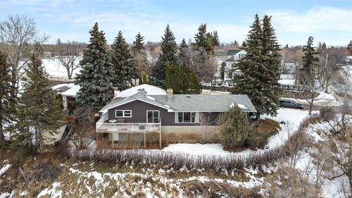 611 99th St, North Battleford, SK, S9A0N7 | Card Image