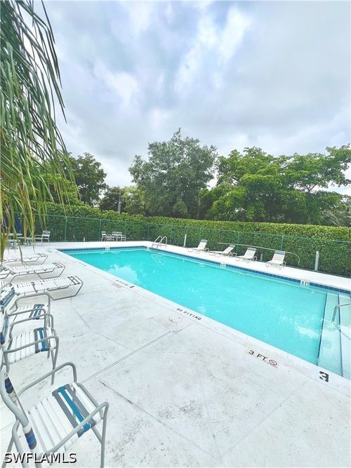 2499 River Reach Dr, NAPLES, FL, 34104-6928 | Card Image