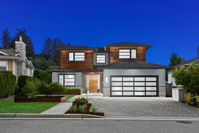 3192 Beverley Crescent, House other with 6 bedrooms, 4 bathrooms and 4 parking in North Vancouver BC | Image 1