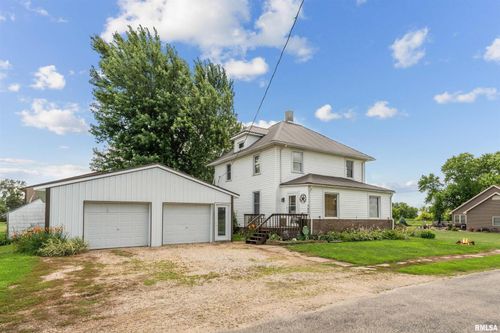 705 5th St, Lowden, IA, 52255-9548 | Card Image