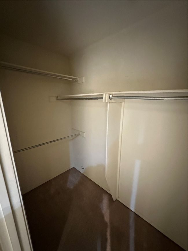 9708 - 9706 Springtree Ln, Home with 4 bedrooms, 4 bathrooms and 4 parking in Dallas TX | Image 18