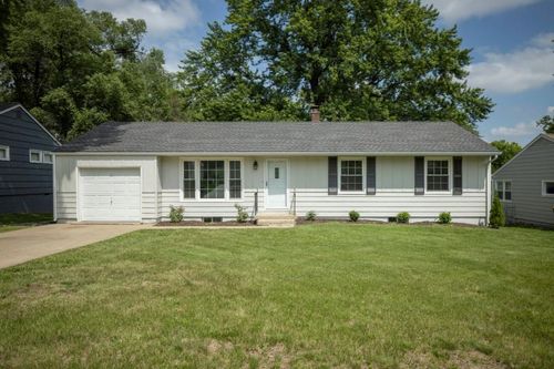 6141 Walmer St, Mission, KS, 66202-3242 | Card Image