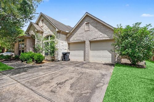 2701 Green Mountain Dr, Pearland, TX, 77584-3437 | Card Image