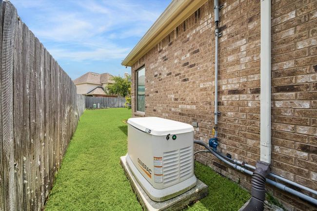 3931 Desert Rose Ct, House other with 5 bedrooms, 7 bathrooms and 3 parking in Manvel TX | Image 35