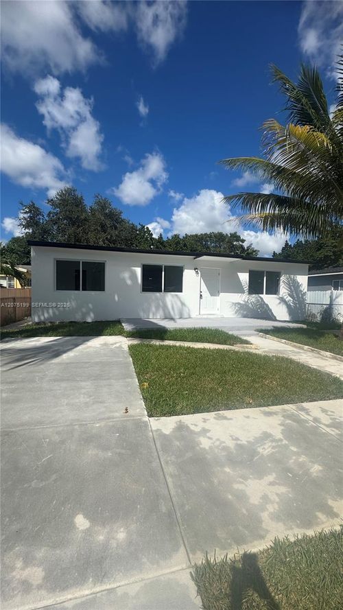 0-901 Nw 116th Street, Miami, FL, 33168 | Card Image
