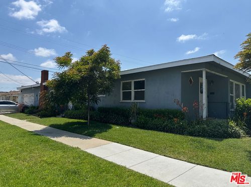 3340 E 67th St, Long Beach, CA, 90805-2001 | Card Image