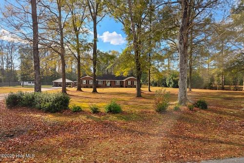 184 Timber Cv, Whiteville, NC, 28472-8926 | Card Image