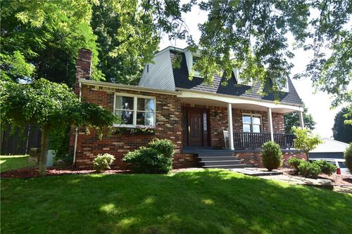 125 Red Oak Ln, Munhall, PA, 15120 | Card Image