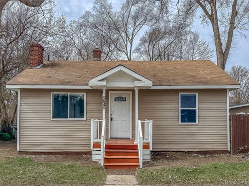 5645 N Linville St, Westland, MI, 48185-2252 | Card Image