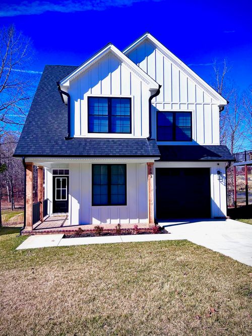 103 Retreat Ln, Huddleston, VA, 24104-3511 | Card Image