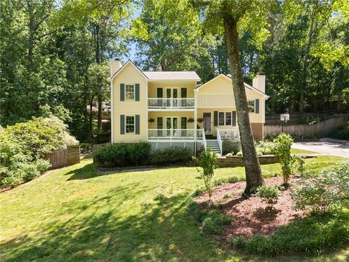 11675 Highland Colony Dr, Roswell, GA, 30075-5600 | Card Image