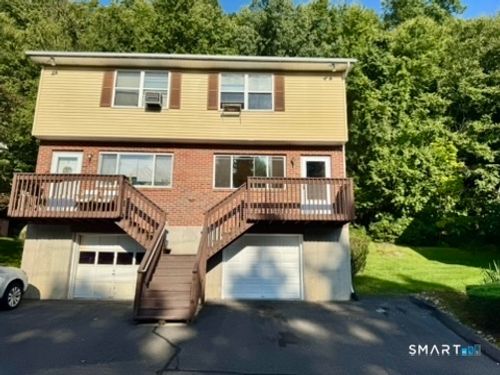 27b-200 Yale St, Waterbury, CT, 06704-1565 | Card Image