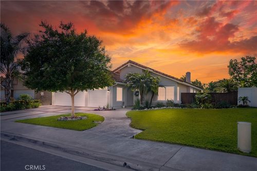 13077 April Dr, Riverside, CA, 92503-0900 | Card Image