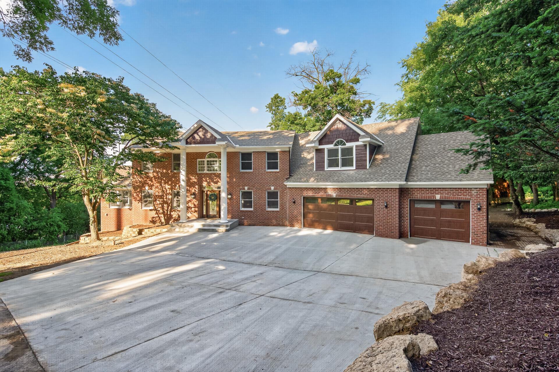 Residential in Sunfish Lake 3