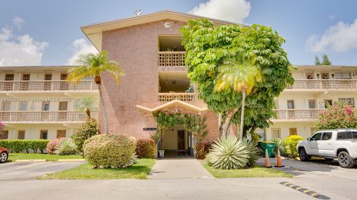 apt-202-16801 Ne 13th Ave, Miami, FL, 33162-2710 | Card Image
