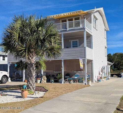 128 Eastview Drive, Emerald Isle, NC, 28594 | Card Image