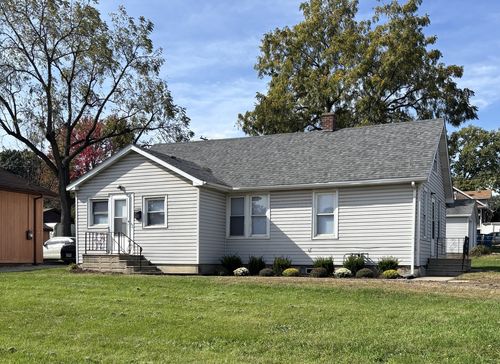 1723 Broadway St, Crest Hill, IL, 60403-2503 | Card Image