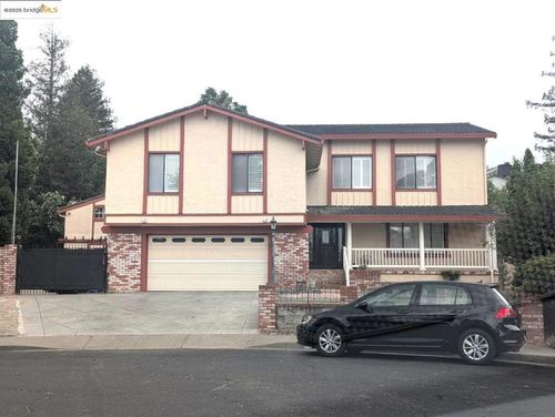 3101 Arroyo Ct, Fairfield, CA, 94533-7205 | Card Image