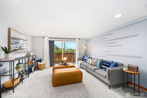 apt-b-4710 37th Ave Sw, Seattle, WA, 98126-2784 | Card Image