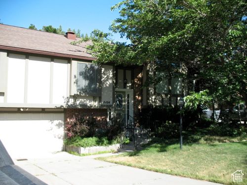 9494 S Pinedale Cir, Sandy, UT, 84092-3242 | Card Image