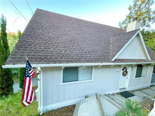 28201 Grenoble Ln, Lake Arrowhead, CA, 92352 | Card Image