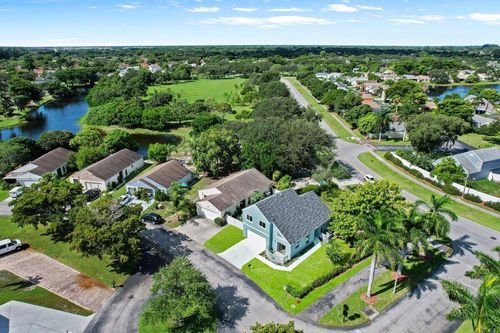 17 Paxford Ln, Boynton Beach, FL, 33426-7635 | Card Image