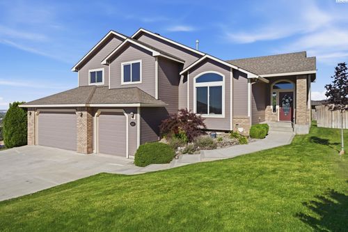 4605 S Olson St, Kennewick, WA, 99337-2792 | Card Image