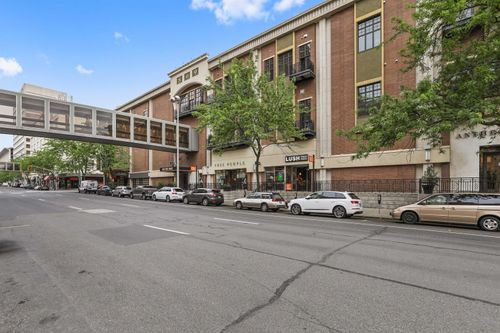 809 W Main Ave, Spokane, WA, 99201-5009 | Card Image