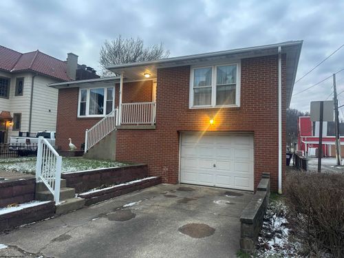 119 E 3rd St, Weston, WV, 26452-2040 | Card Image