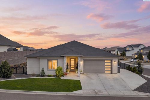 1882 Somers Ln, Richland, WA, 99352-8015 | Card Image