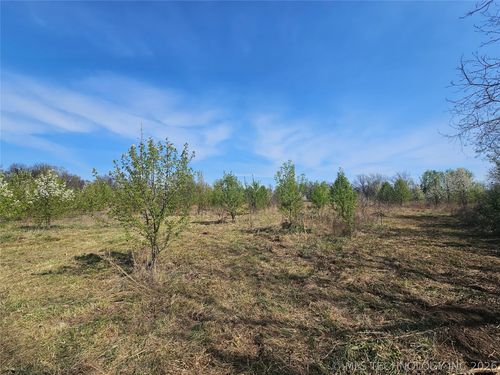 2 E Rocky Ridge St, Claremore, OK, 74019 | Card Image