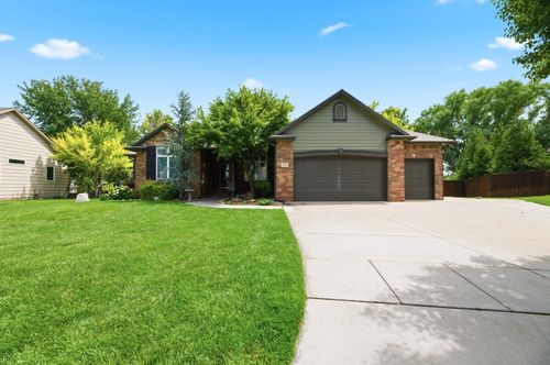 3845 N Lakecrest Ct, Wichita, KS, 67205-5239 | Card Image