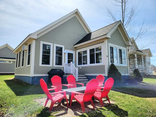 34 Meadow View Lane, Prince Edward, ON, K0K1P0 | Card Image