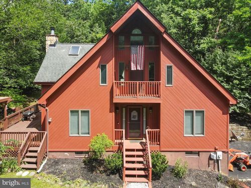 54 Sumac Ln, HARPERS FERRY, WV, 25425-5205 | Card Image