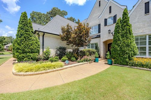 10204 Maple Run Dr, Lakeland, TN, 38002-8553 | Card Image